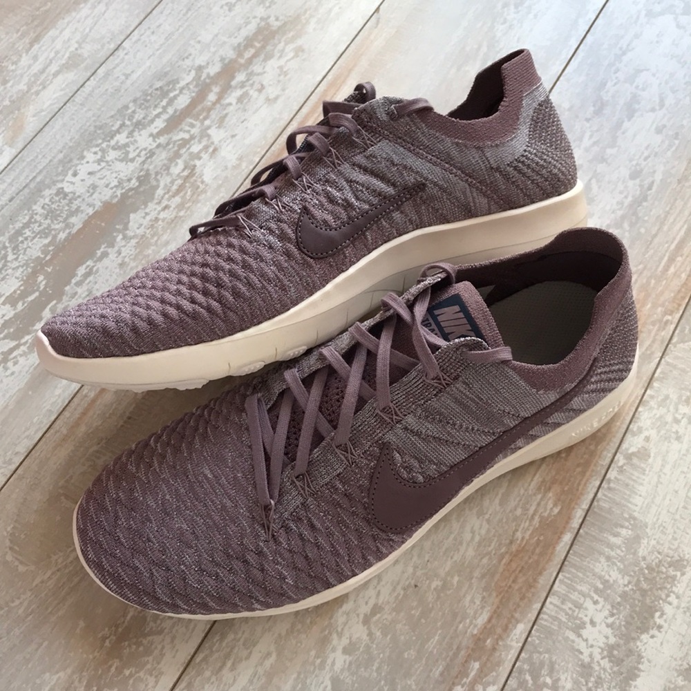 NWT Nike Lab free trainers Flyknit - Picture 8 of 8